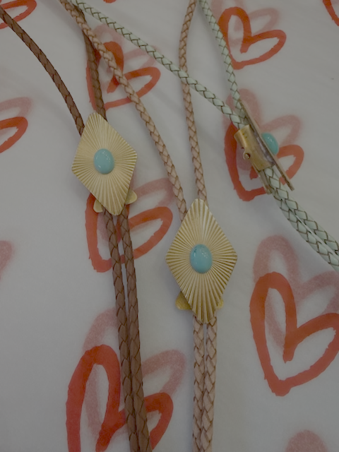 Cottage Drop / November Maker Bolo