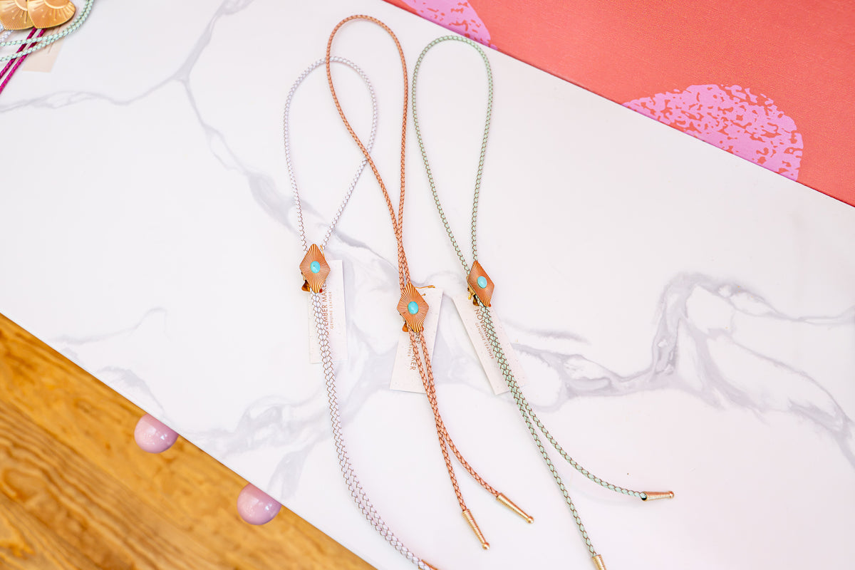 Cottage Drop / November Maker Bolo